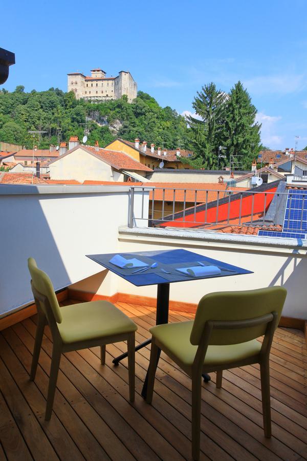 Hotel Ponti Angera Ngoại thất bức ảnh