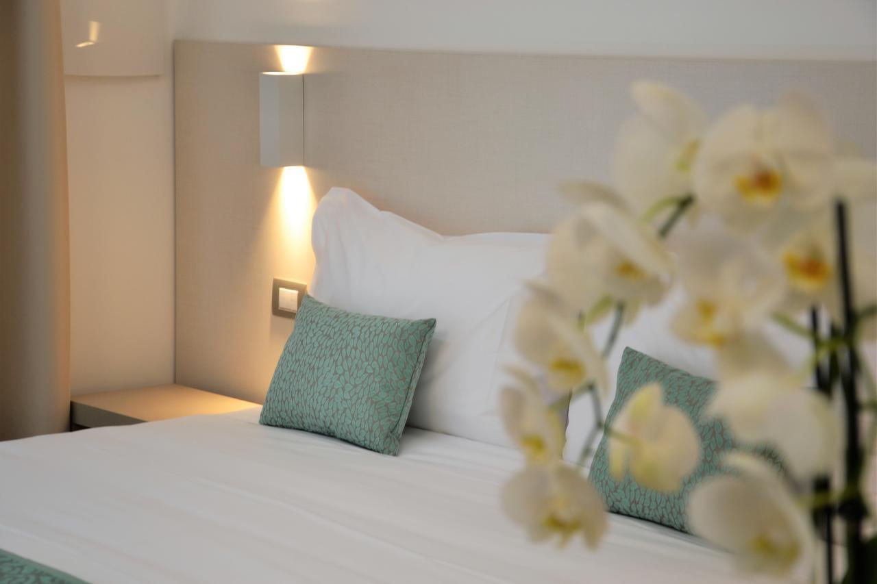 Hotel Ponti Angera Ngoại thất bức ảnh