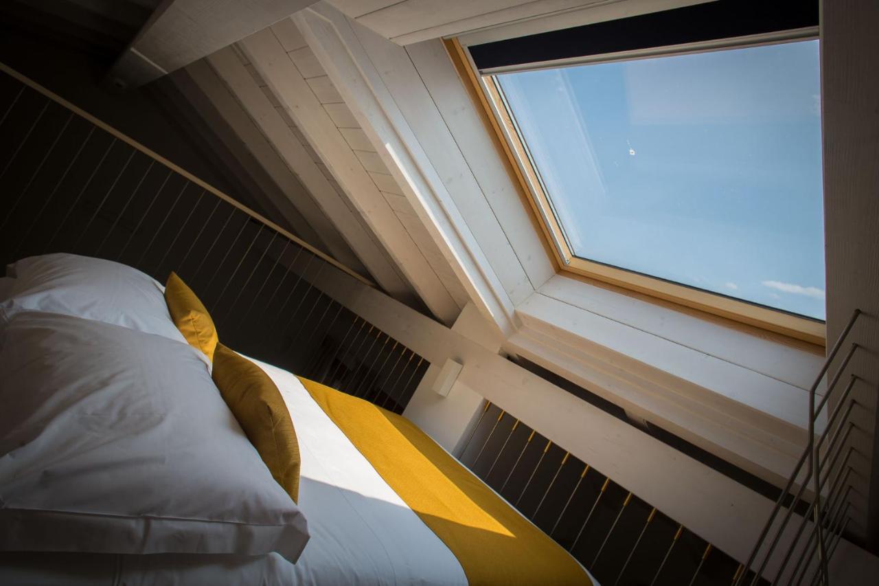 Hotel Ponti Angera Ngoại thất bức ảnh