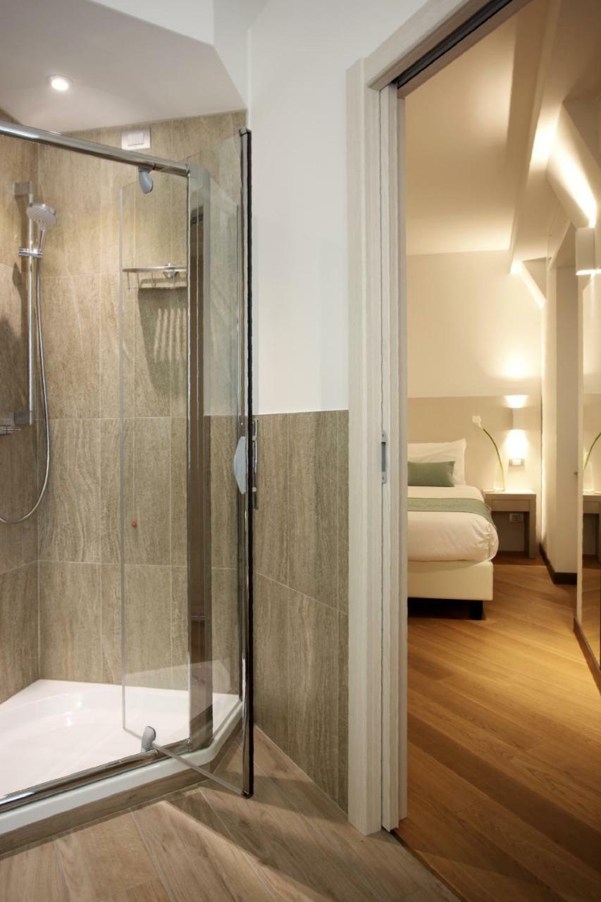 Hotel Ponti Angera Ngoại thất bức ảnh