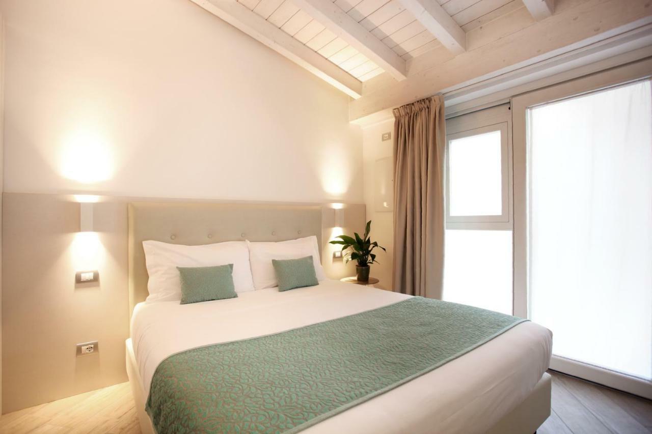 Hotel Ponti Angera Ngoại thất bức ảnh